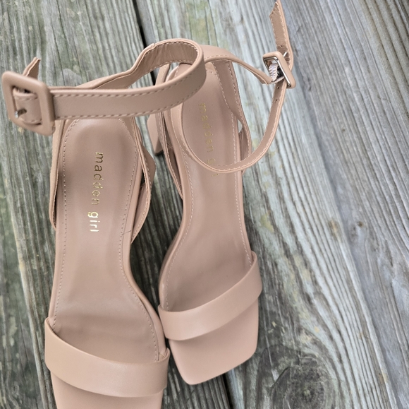 Madden Girl Block Heels - Picture 7 of 11